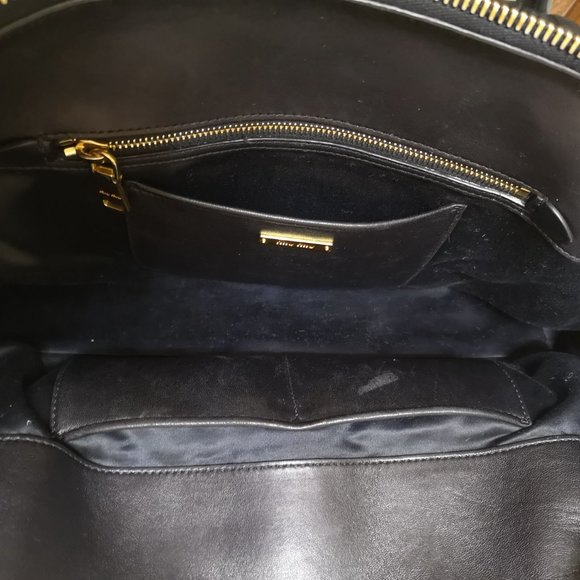 Miu Miu Authentic MATELASSÉ NAPPA LEATHER HANDBAG - Picture 8 of 16